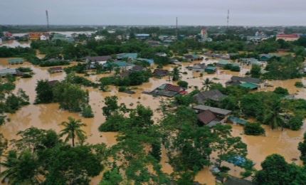 Представители международных организаций заявили о готовности к оказанию Вьетнаму помощи в ликвидации последствий стихийных бедствий.