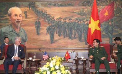 Министр обороны Нго Суан Лить принял советника по национальной безопасности США Роберта О Брайена