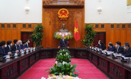 Премьер-министр Вьетнама Нгуен Суан Фук принял бывшего вице-канцлера ФРГ