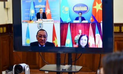 Казахстан хочет усиливать взаимодействие с Вьетнамом в борьбе с пандемией