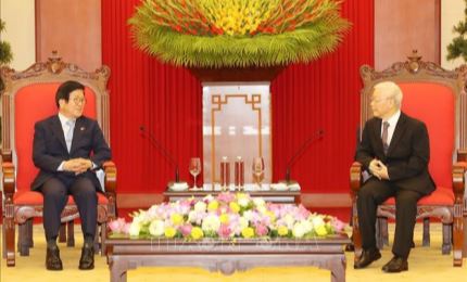 Генеральный секретарь ЦК КПВ, президент Вьетнама Нгуен Фу Чонг принял спикера южнокорейского парламента
