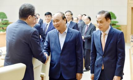 Премьер-министр Нгуен Суан Фук принял послов и глав дипломатических представительств страны за границей