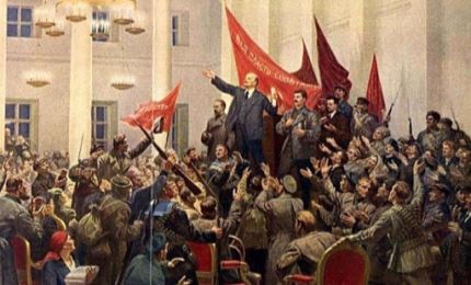 Великая Октябрьская революция подтверждает приверженность национальной независимости и пути к социализму