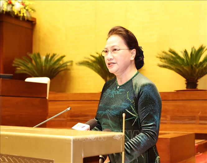 Спикер парламента Нгуен Тхи Ким Нган выступает на встрече