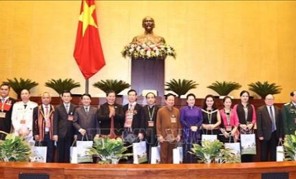 Нгуен Тхи Ким Нган приняла 100 участников 2-го всереспубликанского съезда представителей малых народностей