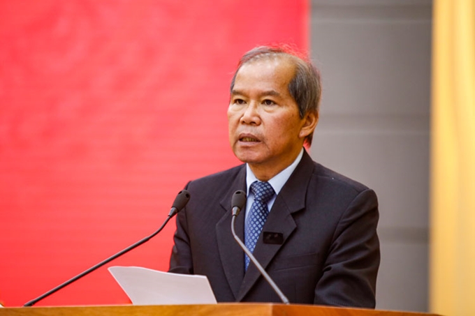 Товарищ Нгуен Суан Тьен выступает на конференции
