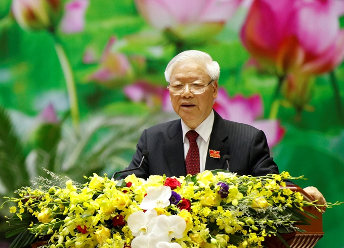Генеральный секретарь ЦК КПВ, президент СРВ Нгуен Фу Чонг выступает на церемонии