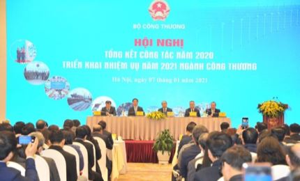 Премьер-министр Вьетнама принял участие в конференции по подведению итогов работы Минпромторга