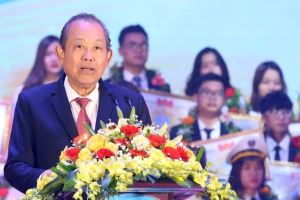 Состоялась церемония празднования 71-й годовщины со дня создания Союза вьетнамских студентов