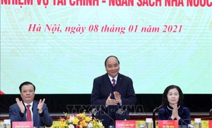 Премьер-министр Вьетнама Нгуен Суан Фук принял участие в онлайн-конференции по подведению итогов работы Минфина за 2020