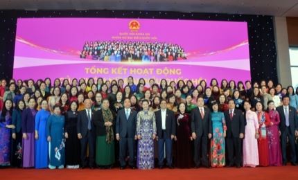 В понедельник в Ханое были подведены итоги работы группы женщин-депутатов Национального собрания 14-го созыва.