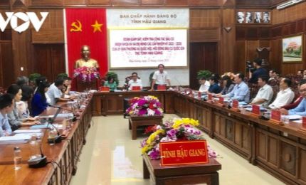 Вице-спикер парламента Чан Тхань Ман проверил ситуацию с подготовкой к выборам в провинции Хаузянг