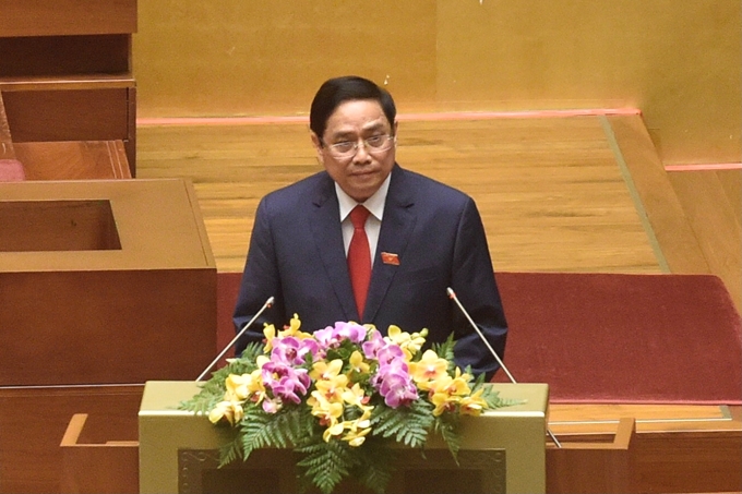 Премьер-министр Фам Минь Тинь