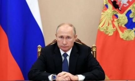 Президент России поздравил Нгуен Суан Фука с избранием на пост президента Вьетнама