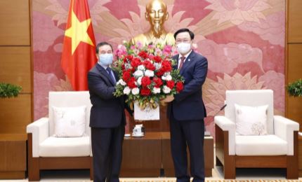 Вьетнам придаёт важное значение укреплению и развитию традиционных отношений с Лаосом