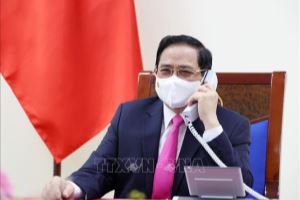 Вьетнамский премьер провёл телефонный разговор с японским коллегой