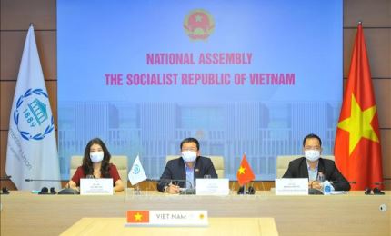 Председатель комитета Нацсобрания Вьетнама по внешним связям принял участие в пленарном заседании и заключительном заседании 142-й Ассамблеи МПС