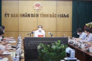 Вице-премьер Ле Ван Тхань провел рабочую встречу с руководством провинции Бакзянг