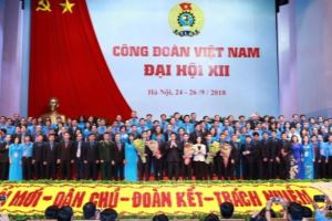 Резолюция Политбюро ЦК КПВ об обновлении организационной структуры и деятельности вьетнамских профсоюзов в новой обстановке
