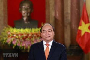 Президент Вьетнама Нгуен Суан Фук направил поздравительное письмо в связи с 80-й годовщиной традиционного дня вьетнамских пожилых людей